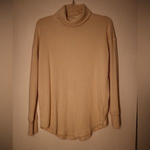 American Eagle Turtleneck Soft
